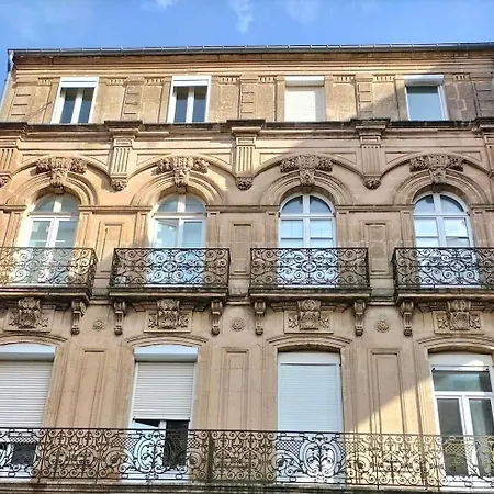 Moderne Au Centre De Apartament *